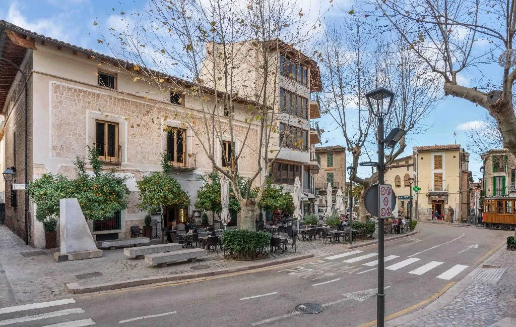 General view, Soller Plaza, Majorca