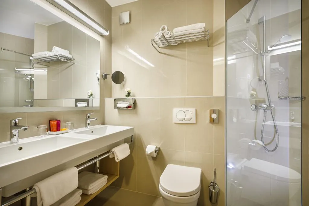 DOUBLE SUPERIOR WITH BALCONY Room, Valamar Parentino Hotel, Istria