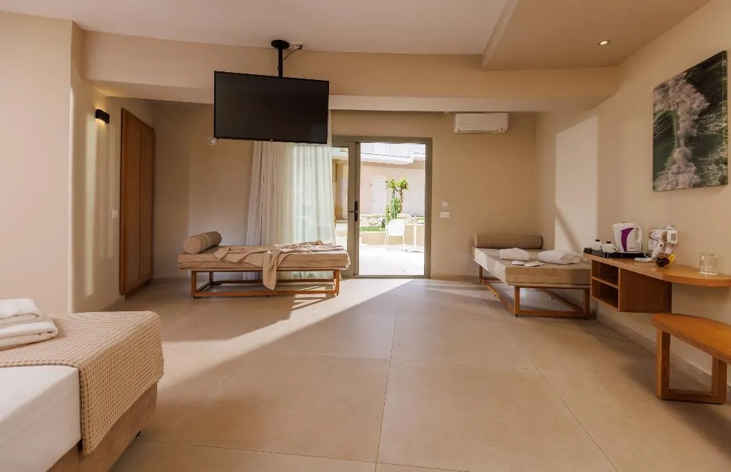 Double or Twin SUPERIOR GARDEN VIEW Room, Malia Bay Beach Hotel & Bungalows, Crete
