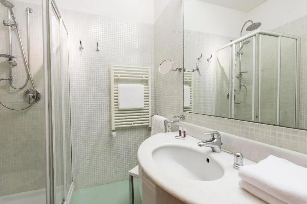 SINGLE STANDARD Room, Hotel Villa Giulietta, Venice