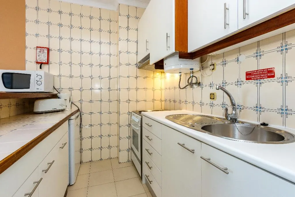 APARTMENT TWO BEDROOMS Room, Janelas do Mar, Algarve