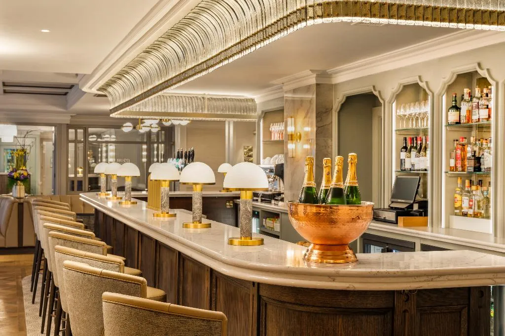 Bar, Brooks, Dublin