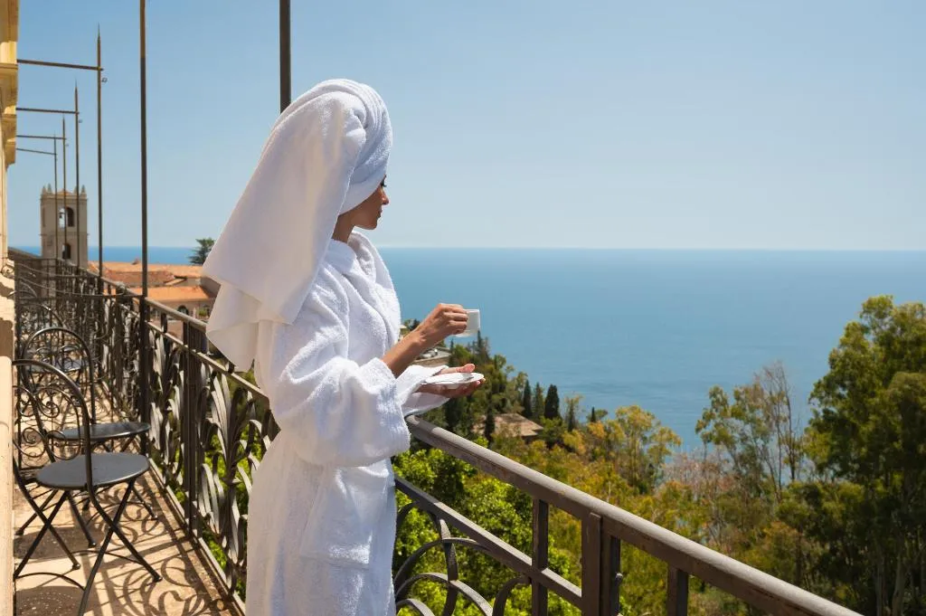 Double or Twin LUXURY SEA VIEW Room, Excelsior Palace, Taormina