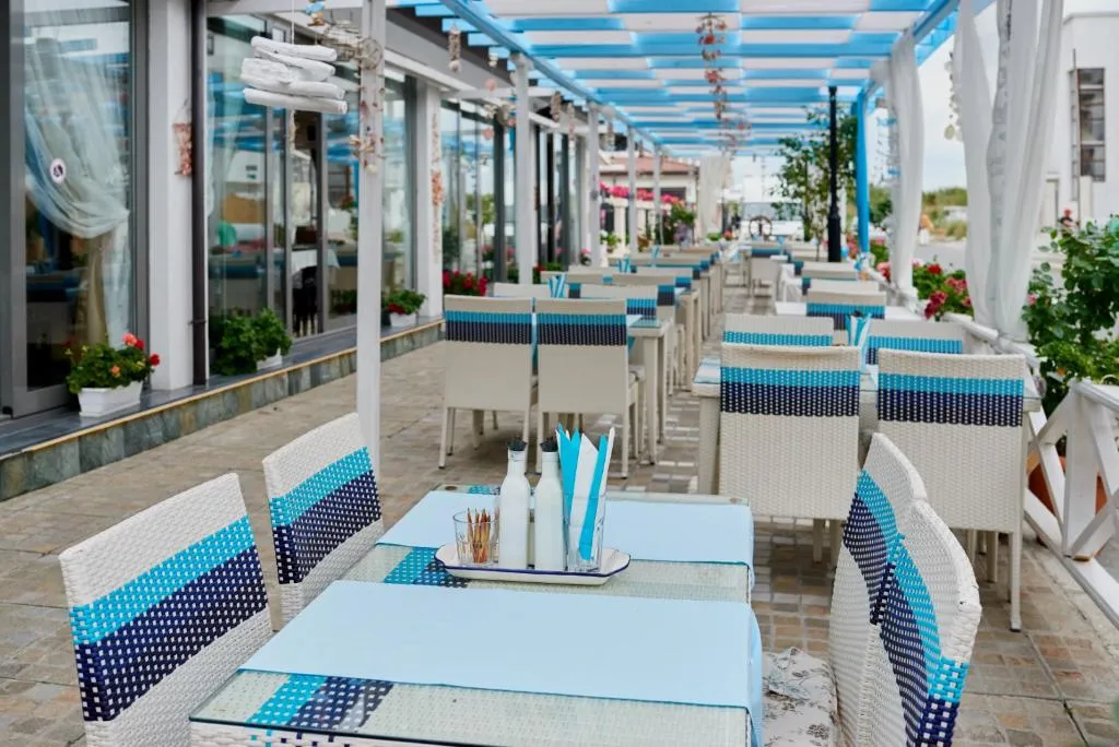 Restaurant, Rose Gardens Boutique, Bourgas