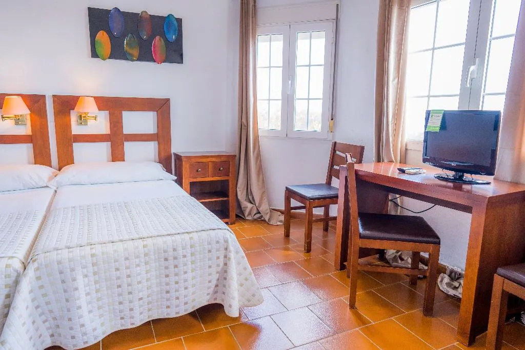 TRIPLE STANDARD Room, Los Veneros, Seville