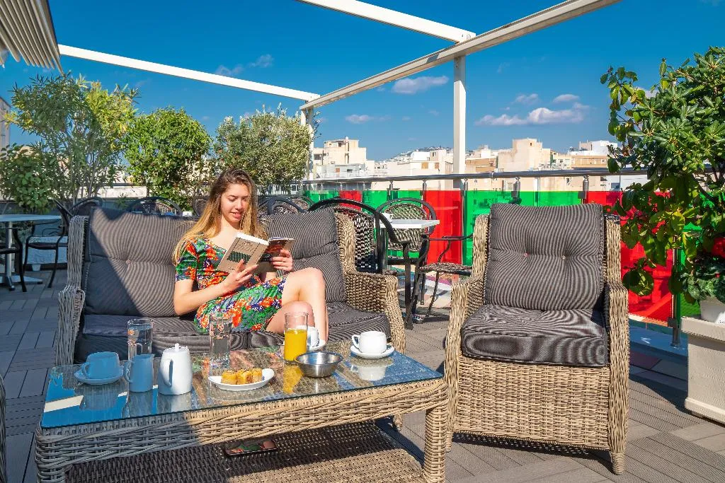 Bar, Attalos Hotel, Athens