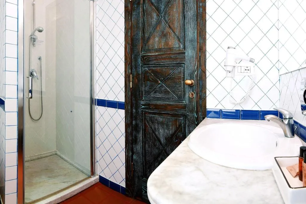 TRIPLE CLASSIC Room, Costa Dei Fiori, Cagliari