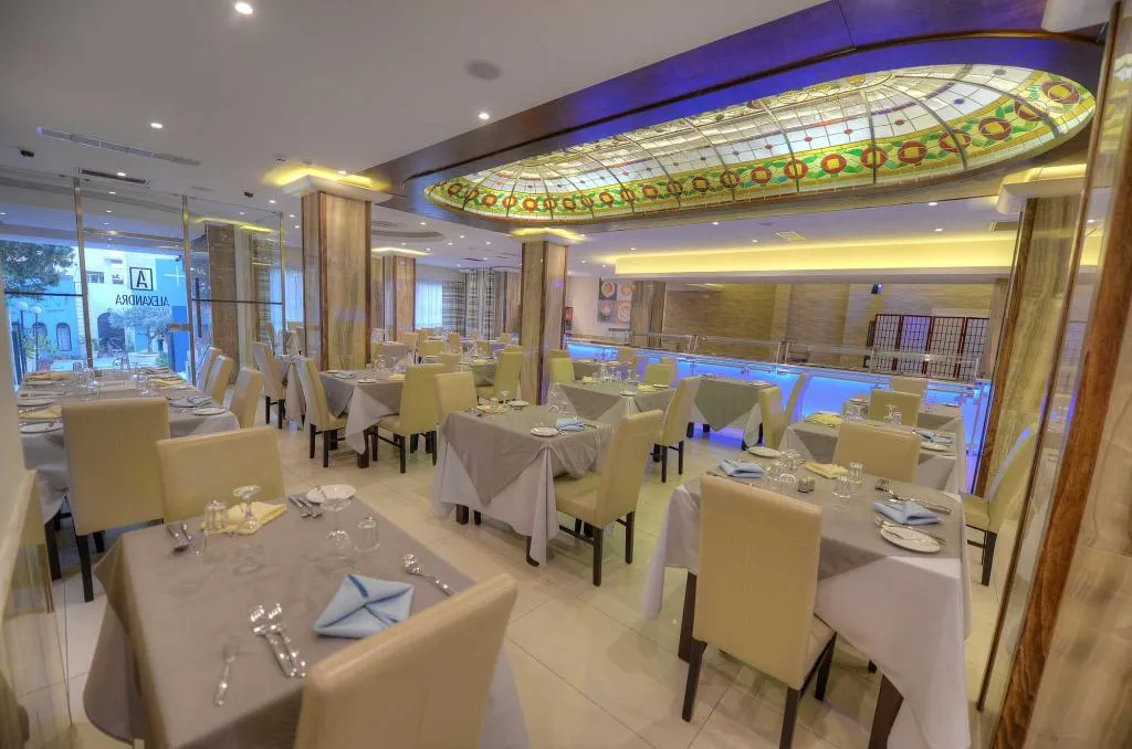 Restaurant, Alexandra Hotel, Malta
