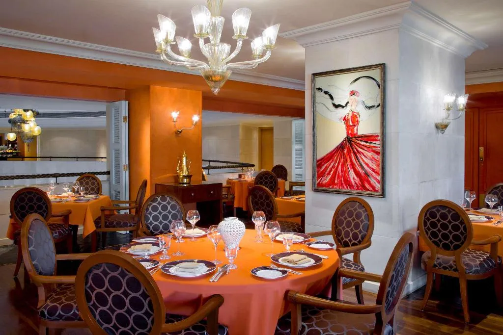 Restaurant, Kempinski Nile Hotel Garden City Cairo, Cairo