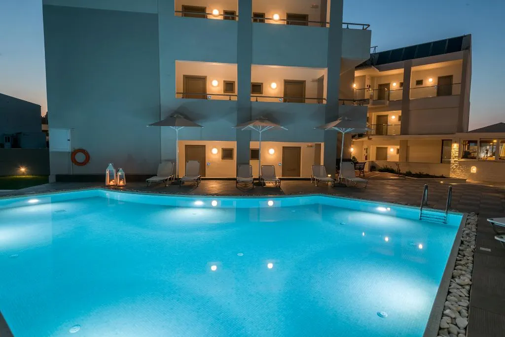 Pool, Iperion Beach, Crete