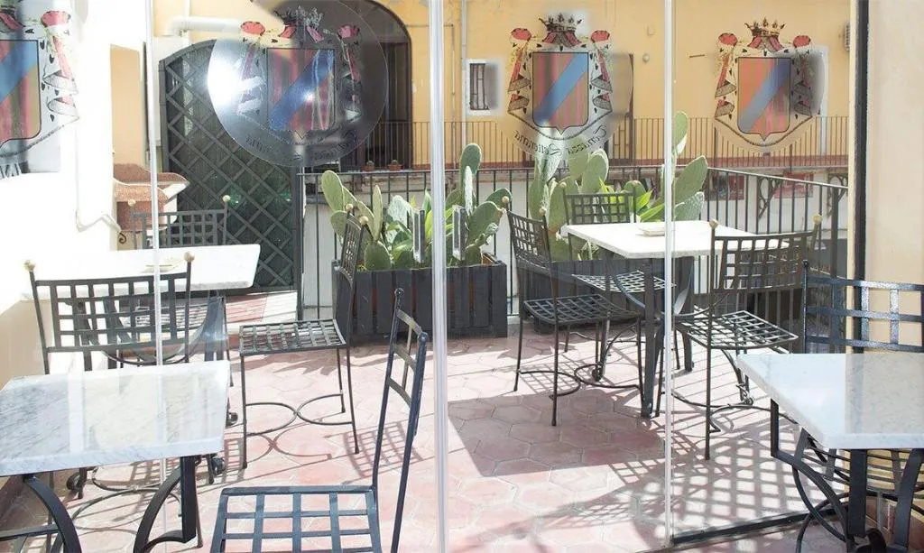 Terrace, Principe Di Francalanza, Catania