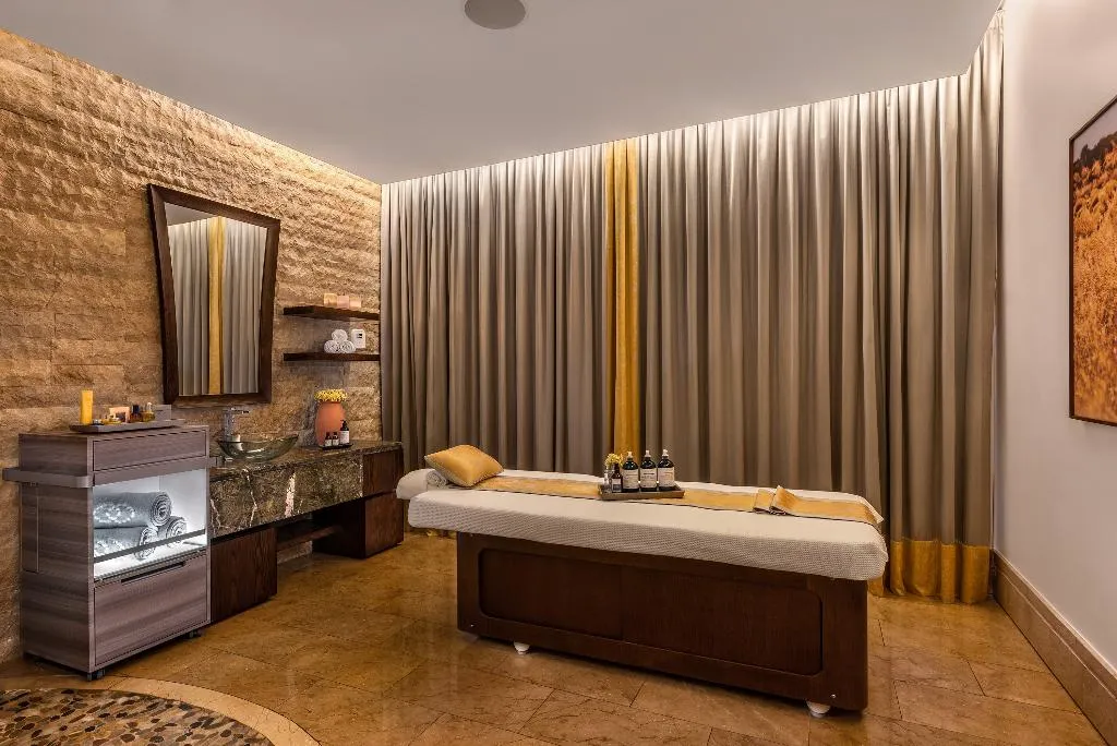 Sports and Entertainment, Sofitel Dubai The Palm, Dubai