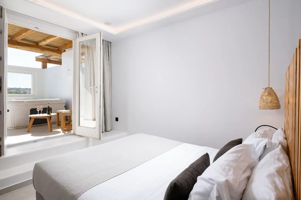 SUITE HONEYMOON Room, Oliving Mykonos Suites, Mykonos