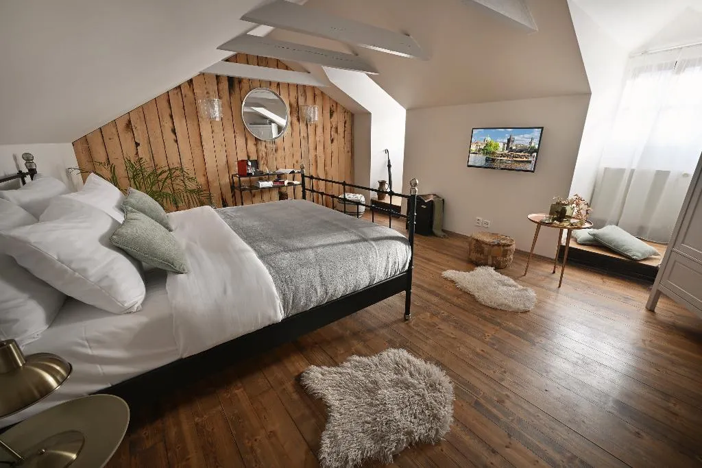 SUITE LOFT Room, U Šuterů Boutique Hotel, Prague