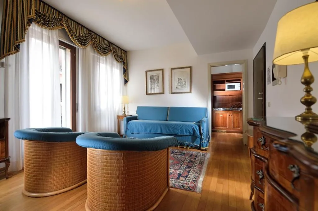 SUITE CLASSIC Room, Royal San Marco, Venice