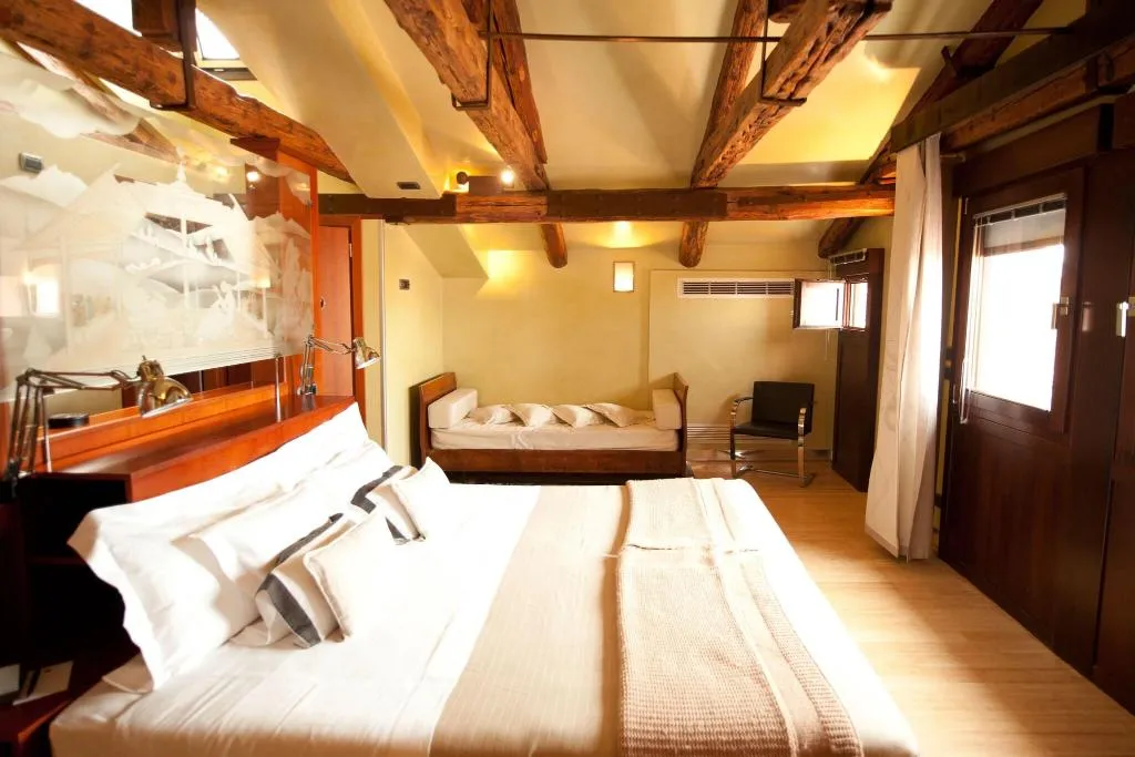 Room, Ca Pisani, Venice