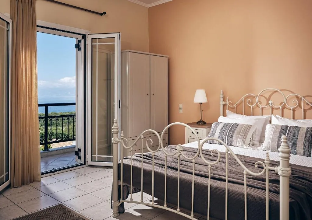 Room, Lithies Studios & Apartments, Zante