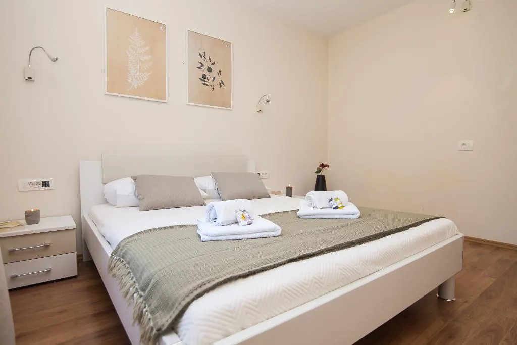 APARTMENT DELUXE Room, Villa Dzamonja, Split