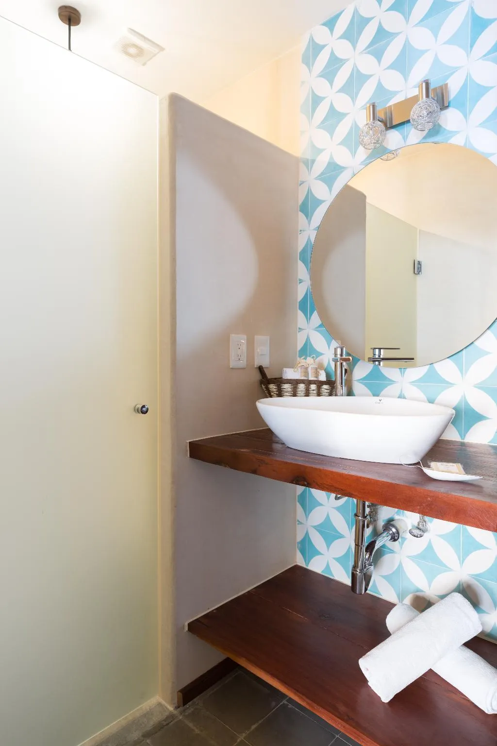 Room WITH JACUZZI Room, Quinta Margarita, Boho Chic Hotel, Cancun Area