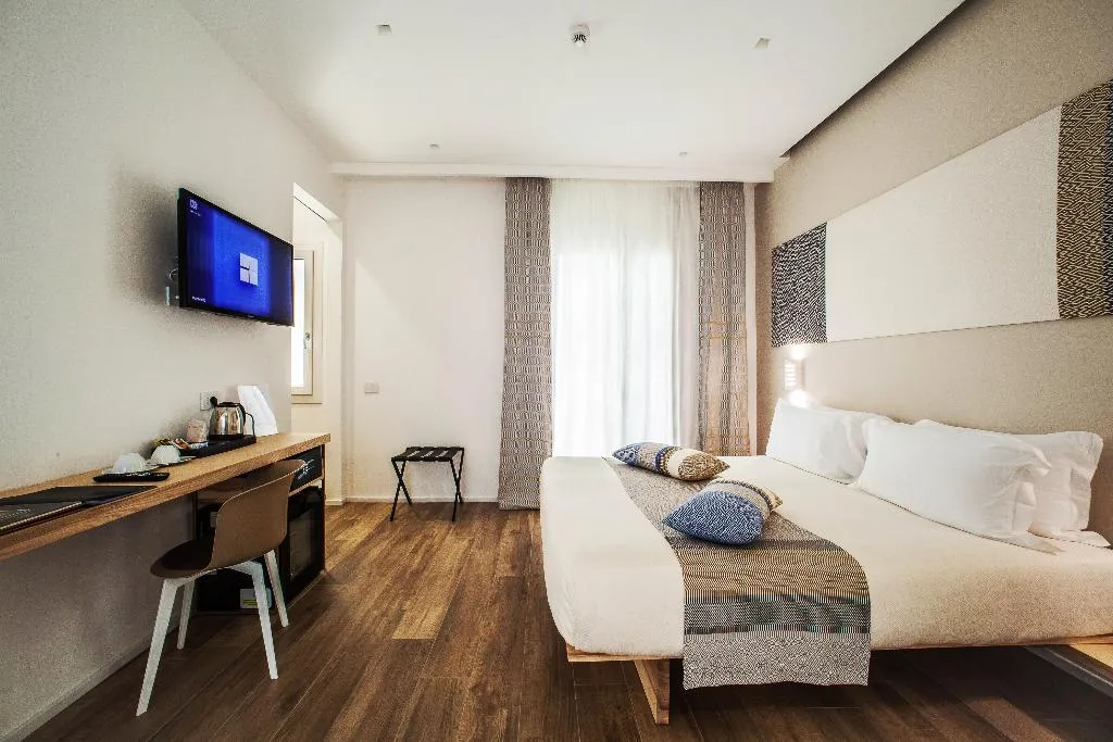 Double or Twin CLASSIC WITH BALCONY Room, Noha Lifestyle Hotel - Adults Only, Cagliari