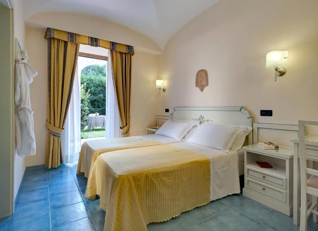 DOUBLE BASIC Room, Hotel San Giovanni Terme, Naples