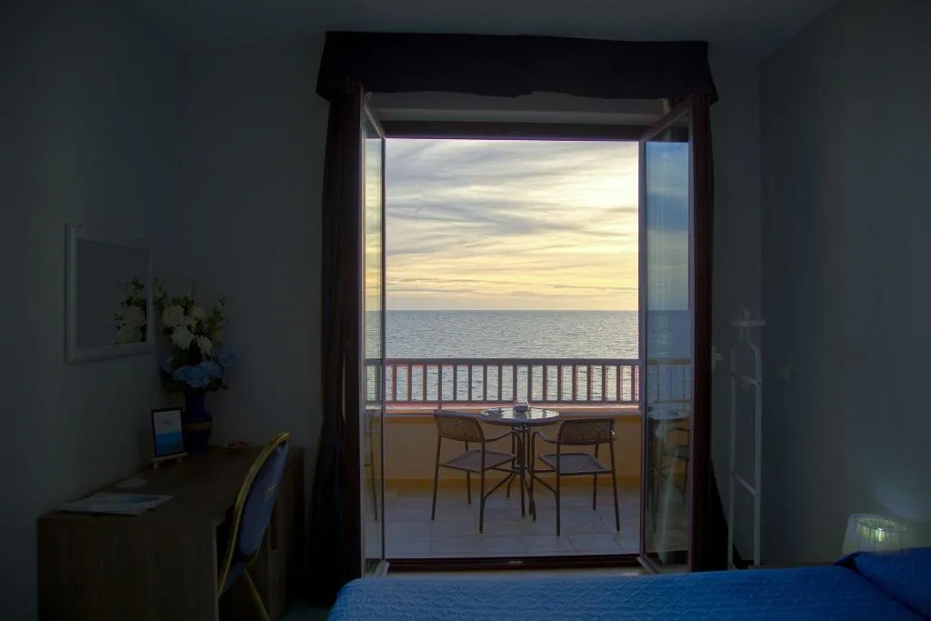 DOUBLE STANDARD Room, Hotel Polo Nautico, Naples