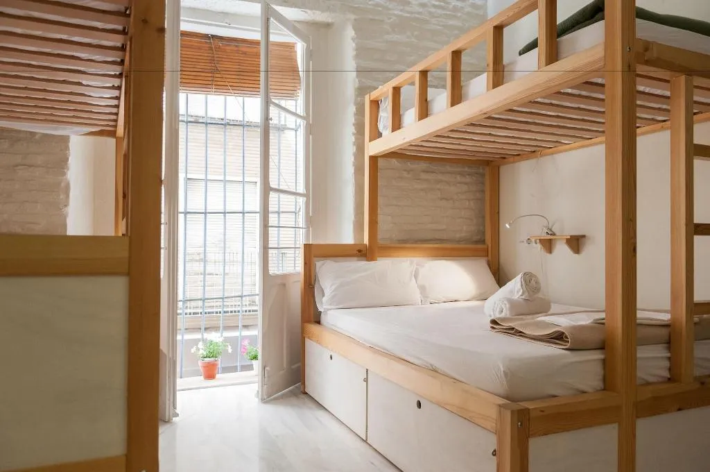 Room, The Nomad Hostel, Seville