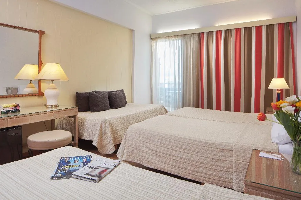 QUADRUPLE STANDARD Room, Candia Hotel, Athens