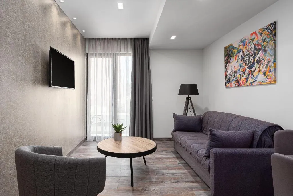 Room, Athenian Spirit, Athens