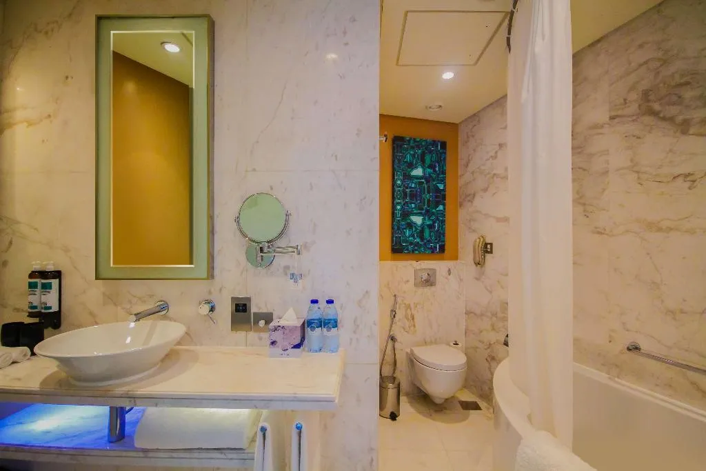 Room STANDARD Room, Media One, Dubai