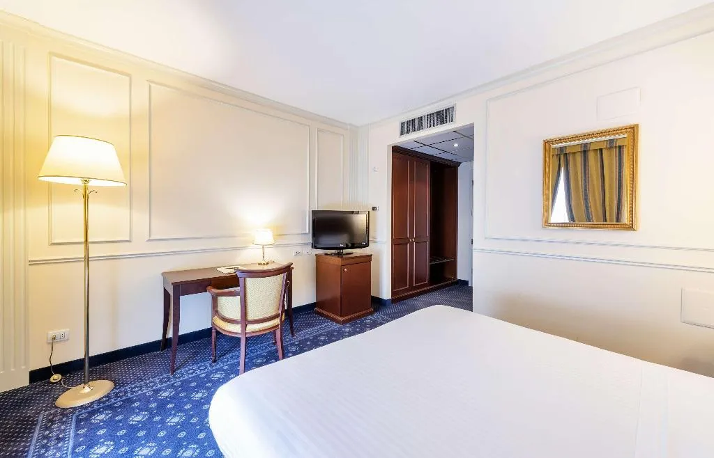 Room, The Regency, Sure Hotel Collection by Best Western, Milan