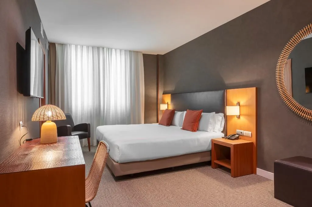Double or Twin STANDARD Room, Hotel Sant Just, Barcelona