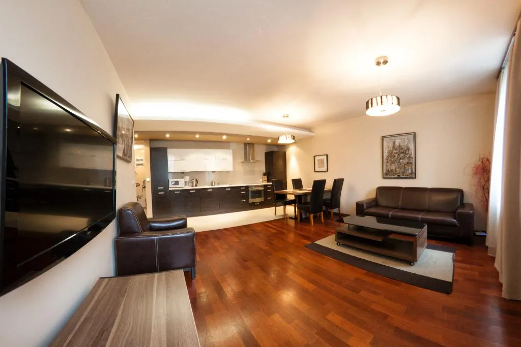 APARTMENT DELUXE TWO BEDROOM Room, Yourplace Biskupia Apartments, Krakow