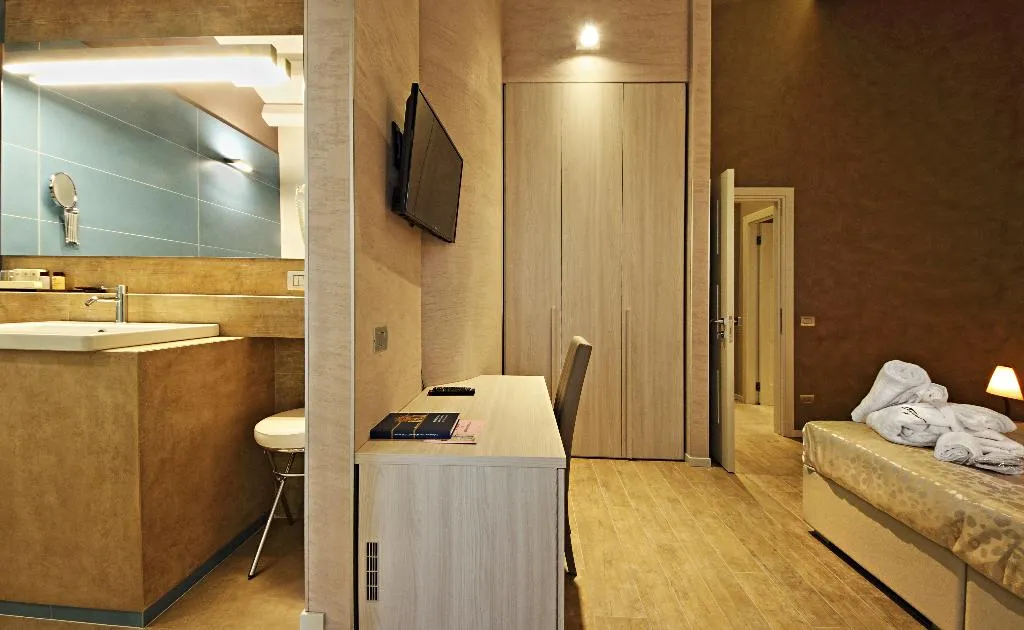 Room, Notti O'Tunn, Palermo