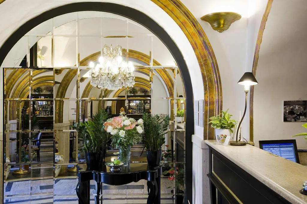 Lobby, Villa San Lorenzo, Rome