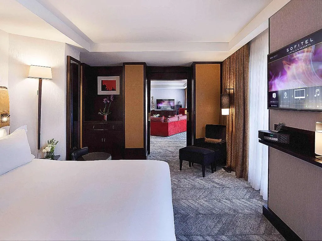 SUITE KING SIZE BED Room, Sofitel Lisbon Liberdade, Lisbon