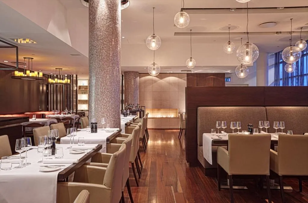 Restaurant, Hilton Reykjavik Nordica, Reykjavik