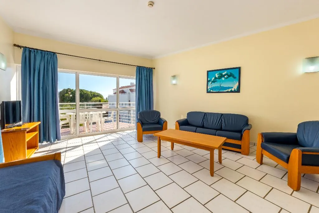 APARTMENT TWO BEDROOMS Room, Ouratlantico, Algarve