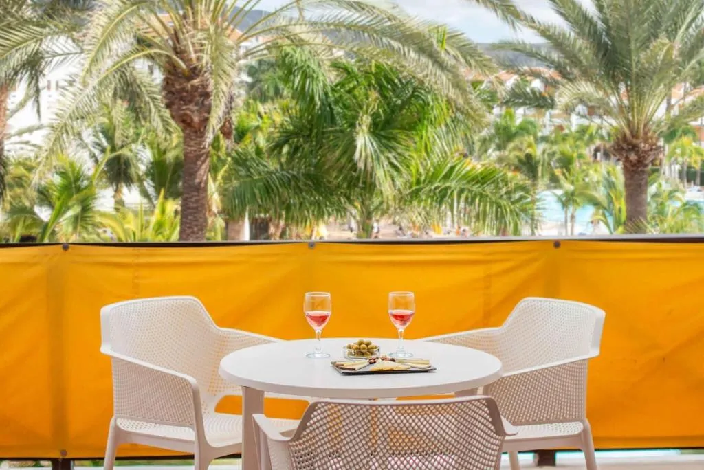 Terrace, Parque Santiago III y IV, Tenerife