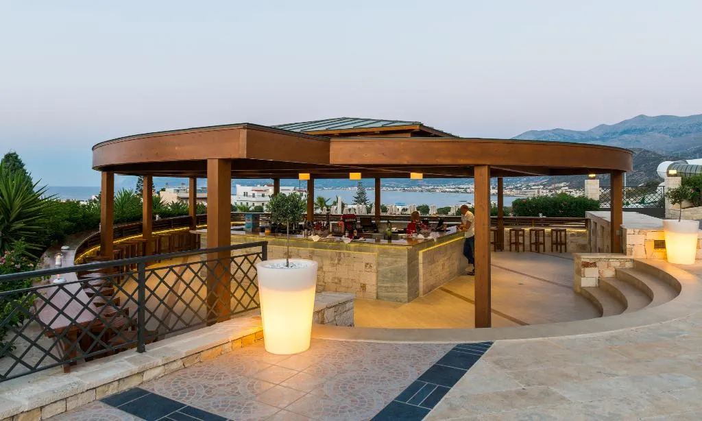 Bar, Grand Hotel Holiday Resort, Crete