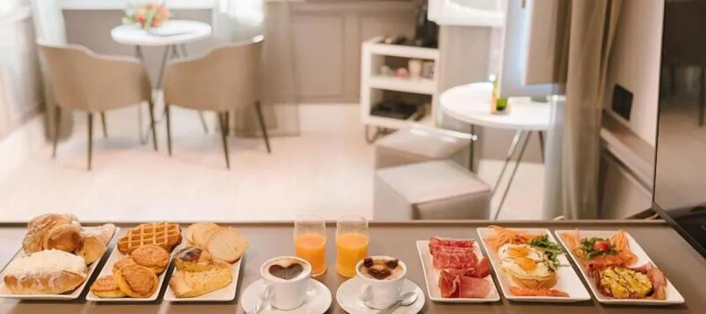 JUNIOR SUITE THREE BEDS Room, Rhea Silvia Luxury Navona, Rome