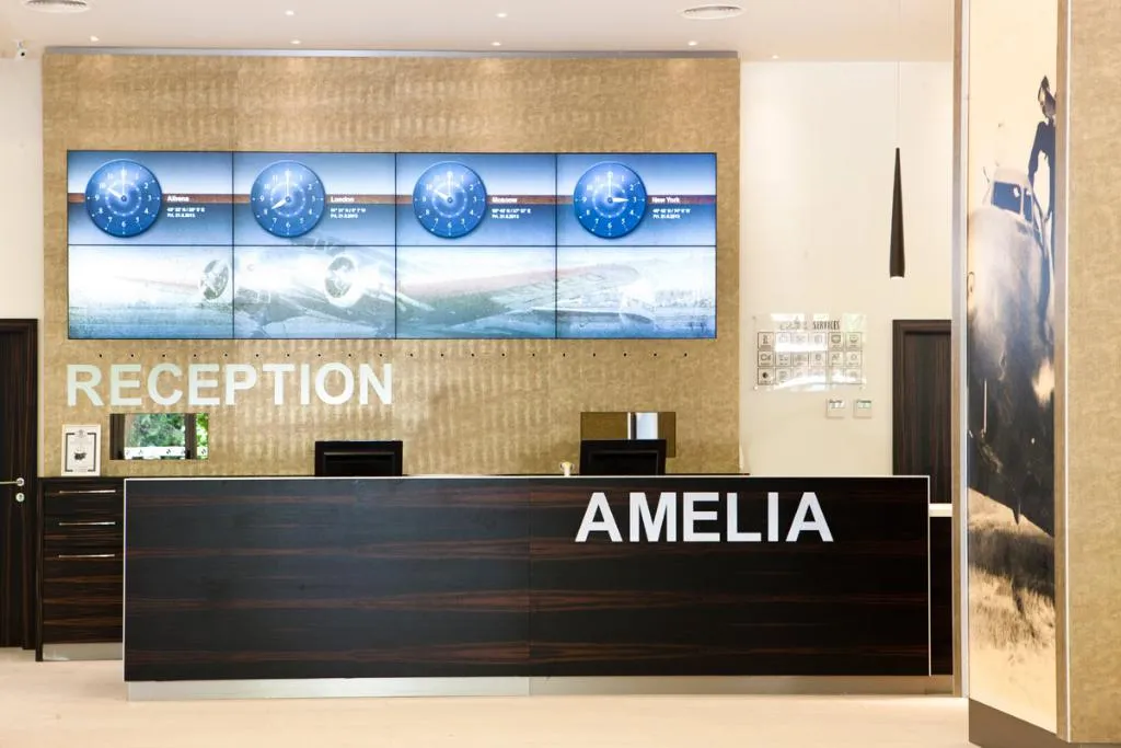 Lobby, Amelia, Varna