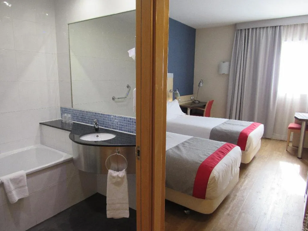 TWIN STANDARD Room, Holiday Inn Express Madrid Rivas, Madrid