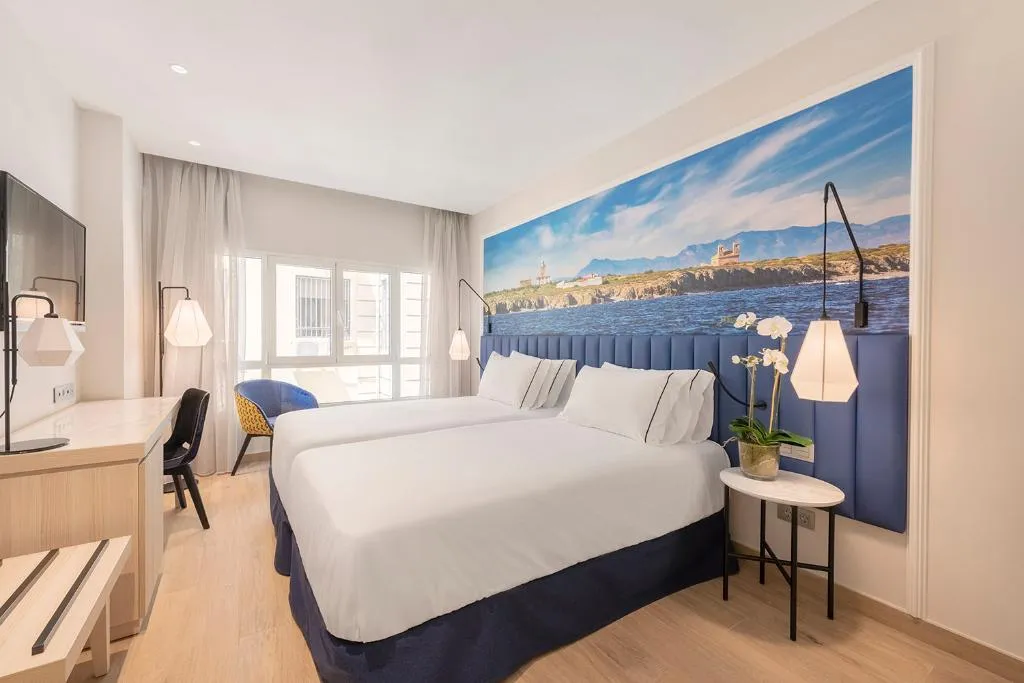 Double or Twin STANDARD Room, Eurostars Mediterranea Plaza, Costa Blanca