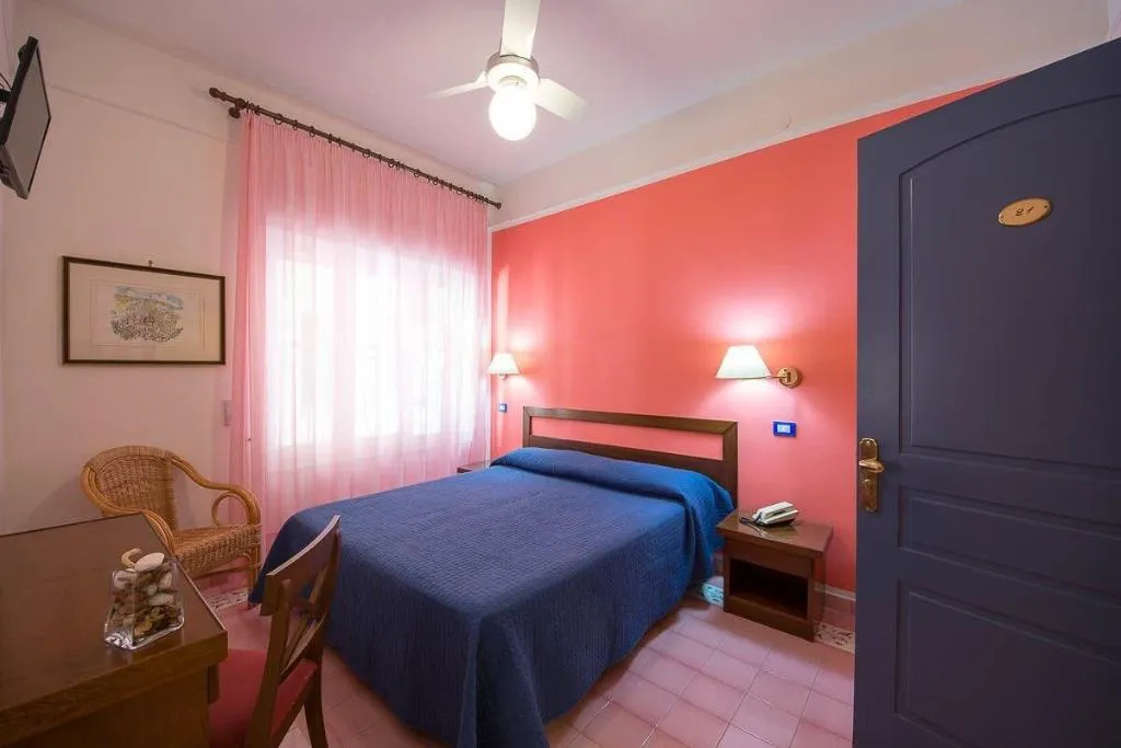Room, Hotel Sole, Naples
