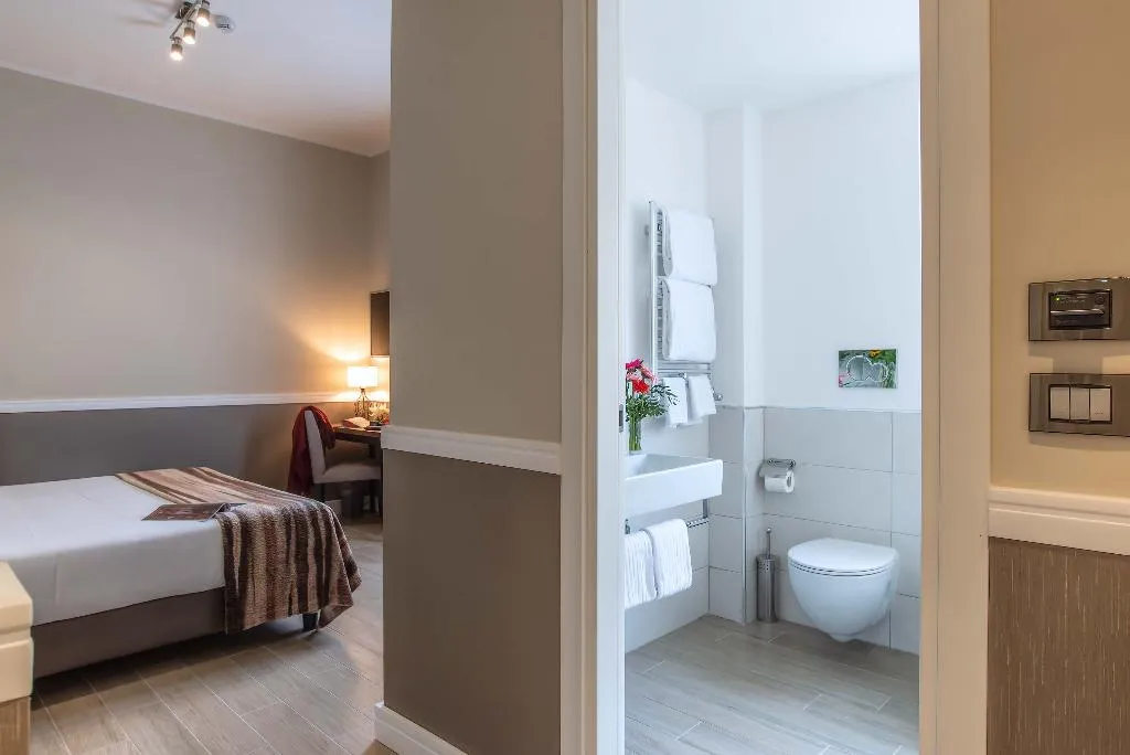 Double or Twin STANDARD Room, Fragrance St Peter Hotel, Rome