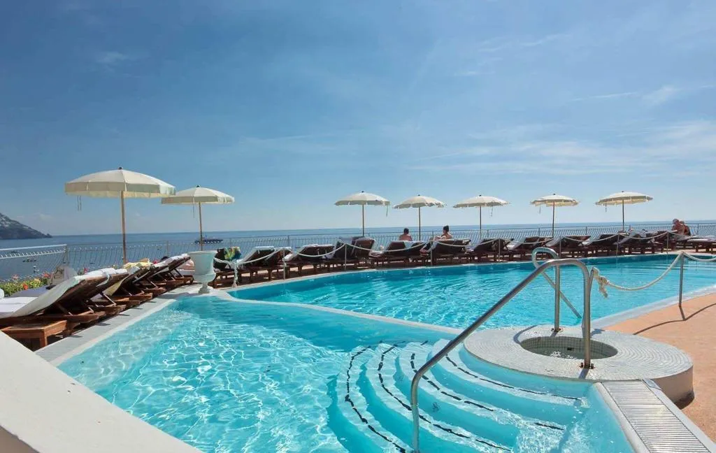 Pool, Covo dei Saraceni, Naples