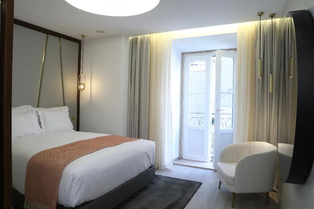 DOUBLE DELUXE Room, Vincci Alfama, Lisbon