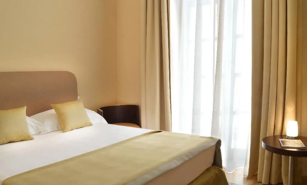 SINGLE STANDARD Room, Palazzo Esedra, Naples