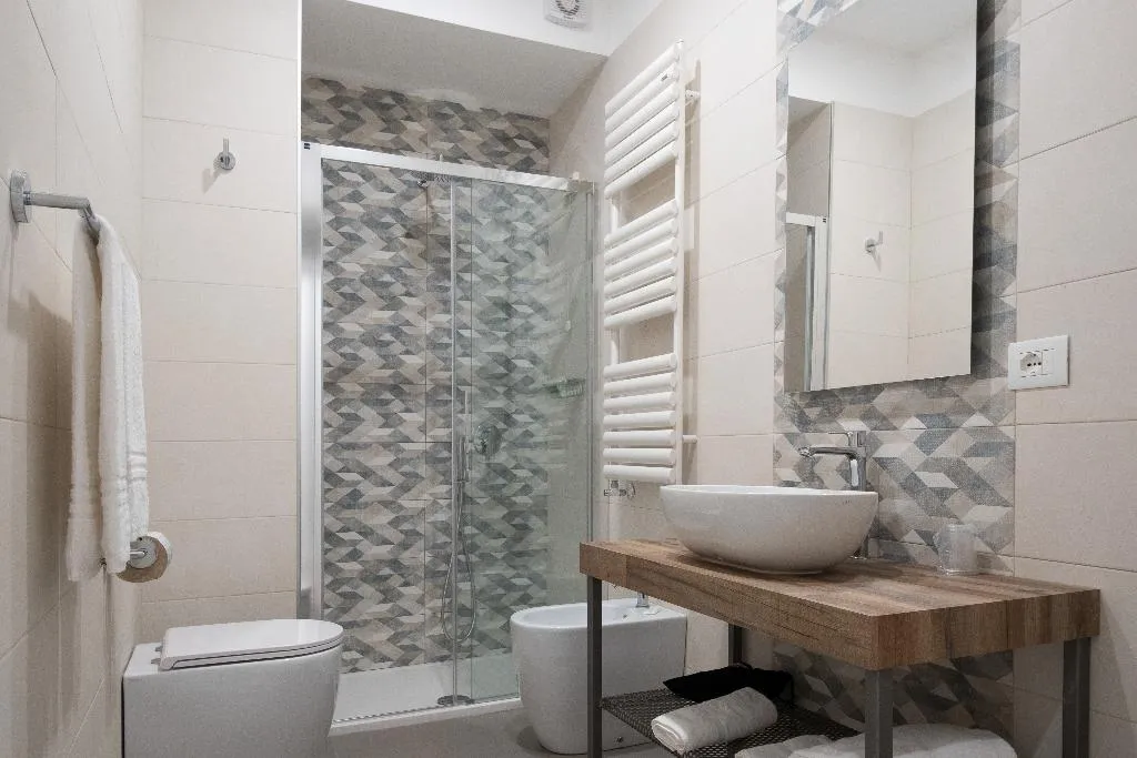 QUADRUPLE DELUXE Room, Palazzo Adele Rooms & Apartments, Naples